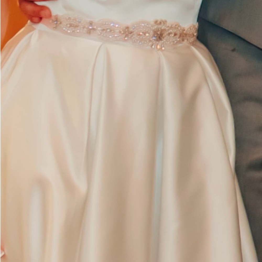 White satin reception/bridal shower/bachelorette party dress - Picture 3 of 5